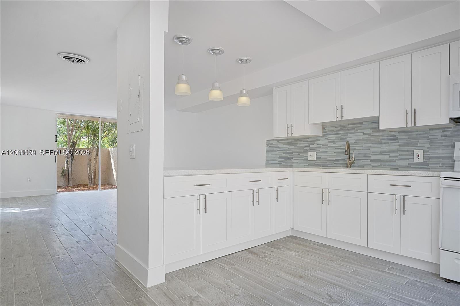 20107 SW 123rd Dr, Miami FL 33177 photo 4