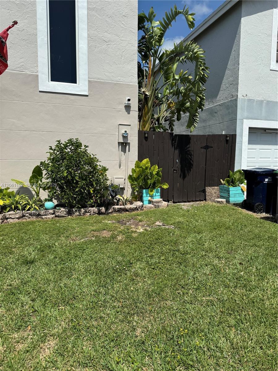 Miami, FL