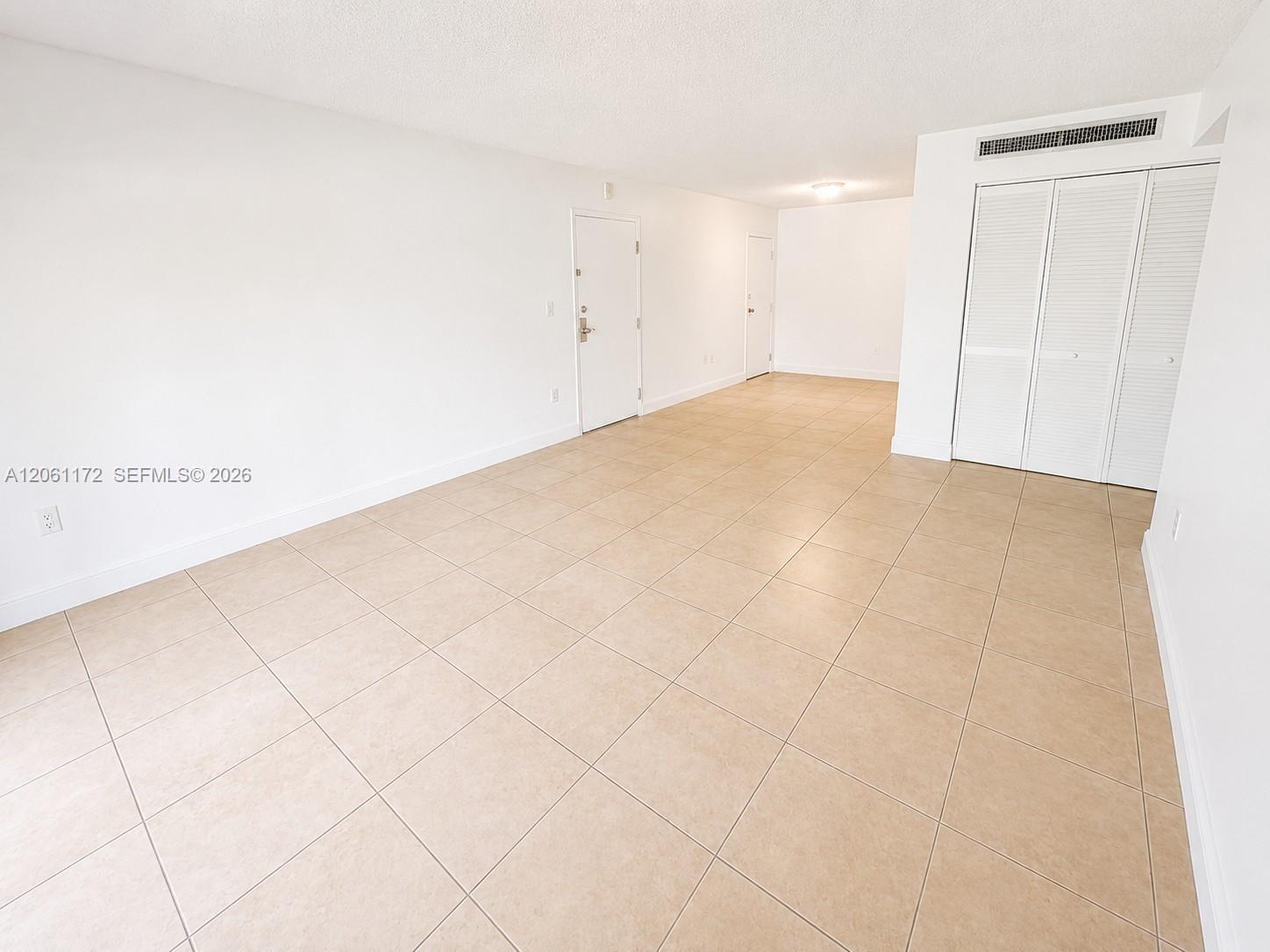 10800 N Kendall Dr # O6, Miami FL 33176 photo 3