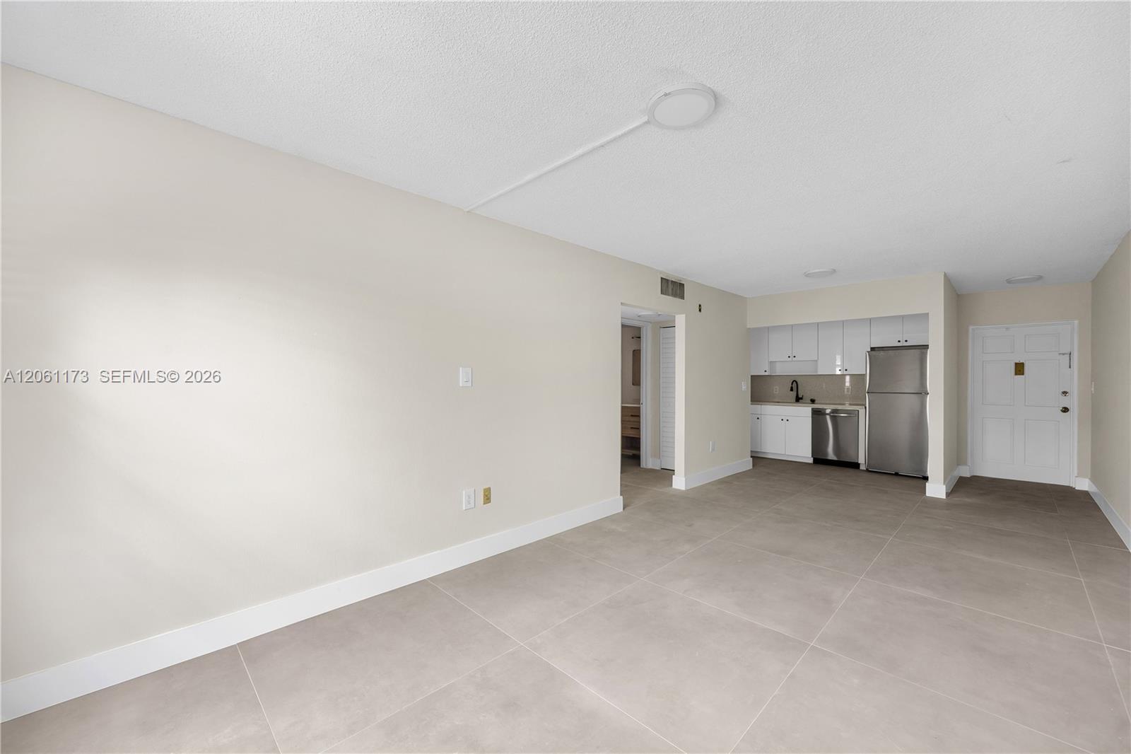 1720 Cleveland St # 107E, Hollywood FL 33020 photo 4