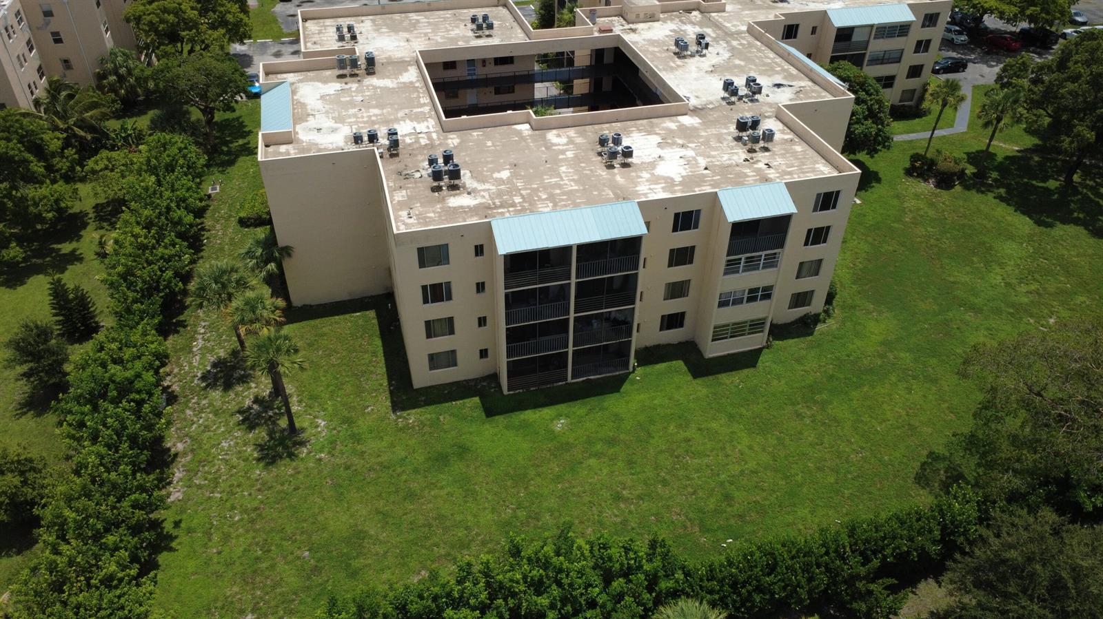 2830 SOMERSET Drive # 104N, Lauderdale Lakes FL 33311 photo 3
