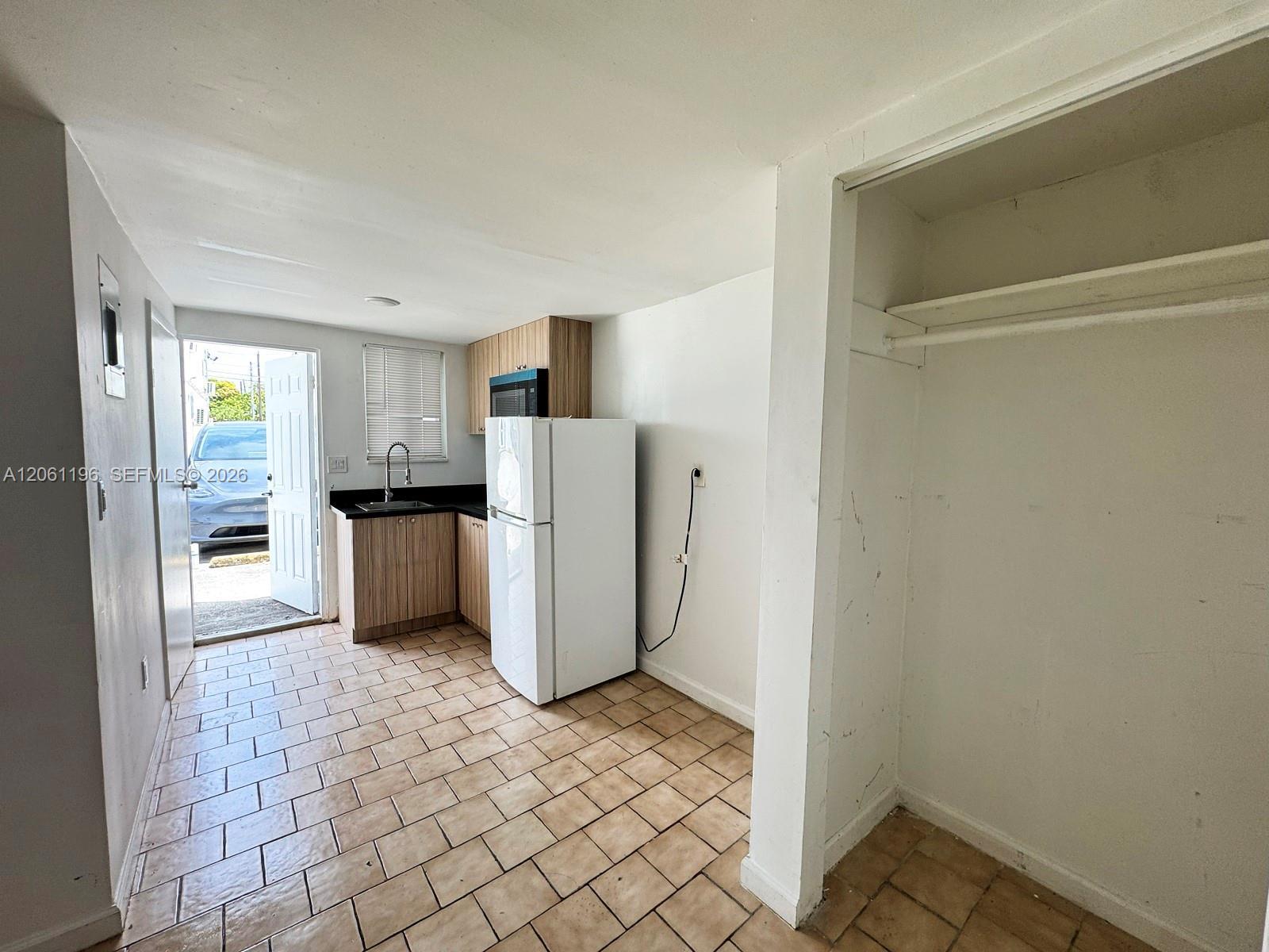 856 SW 6th St # 105, Miami FL 33130 photo 5