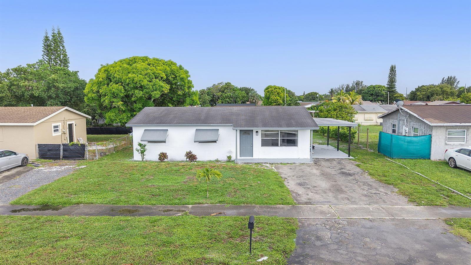 316 NW 6th Court, Deerfield Beach FL 33441 photo 2