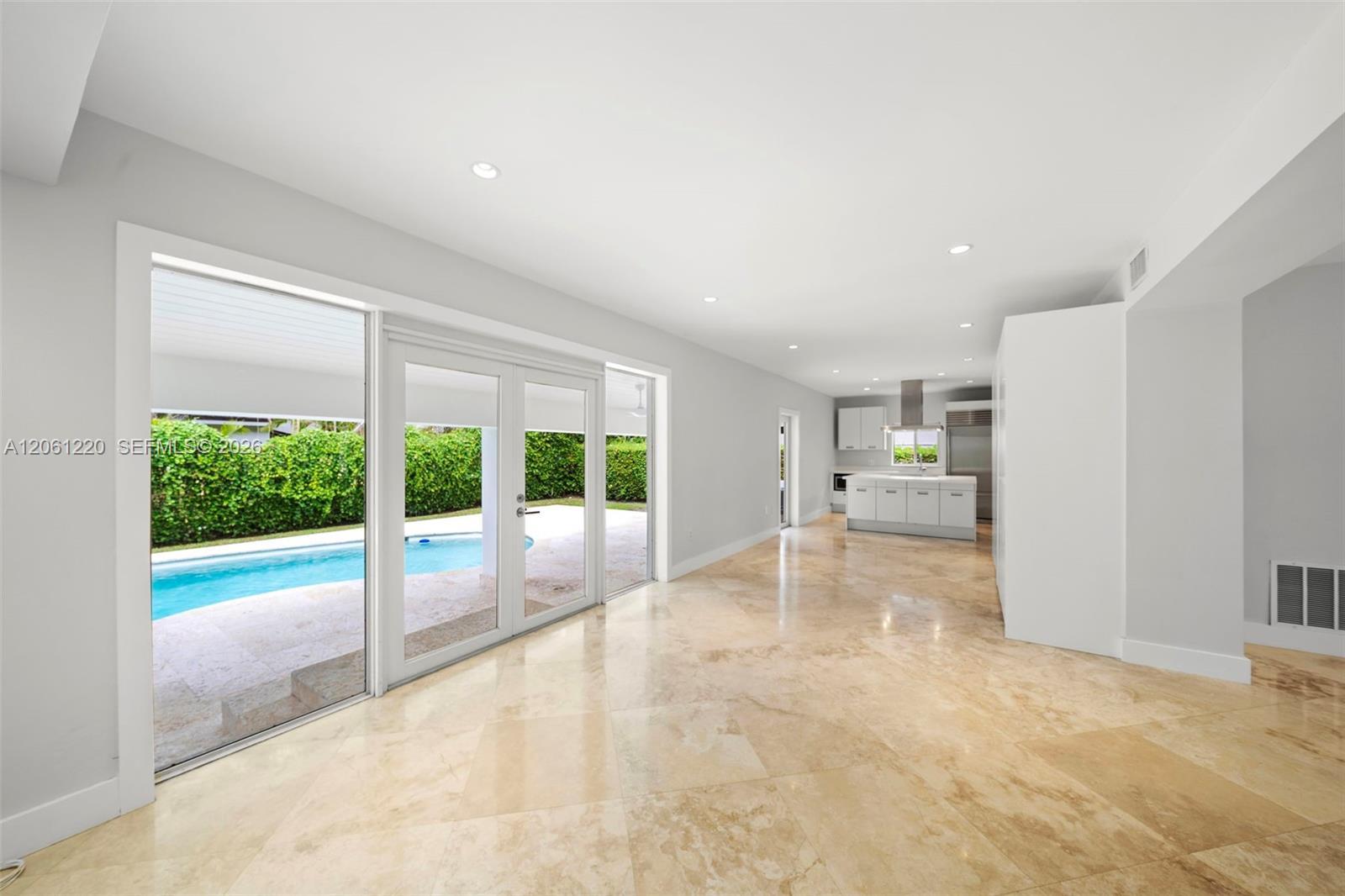 5510 Orduna Dr, Coral Gables FL 33146 photo 3