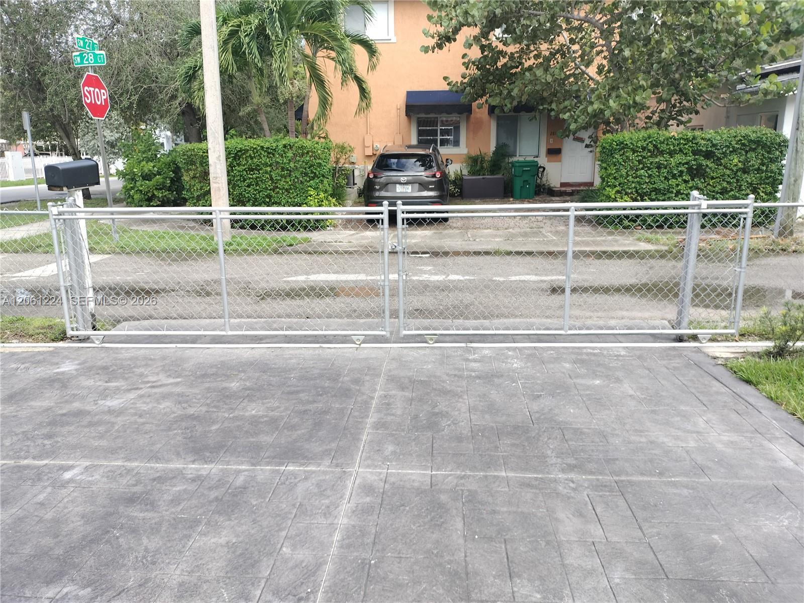 Miami, FL 33133 photo 3