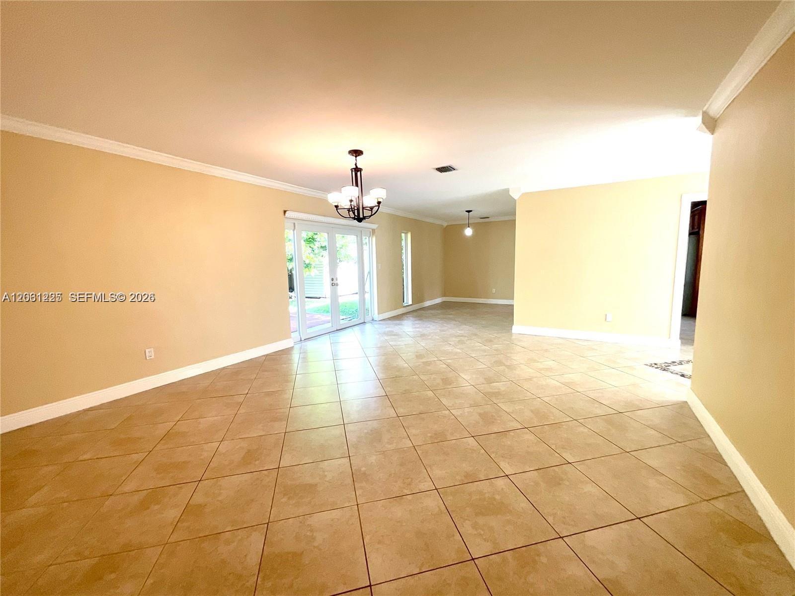 19010 SW 96th Ave, Cutler Bay FL 33157 photo 5