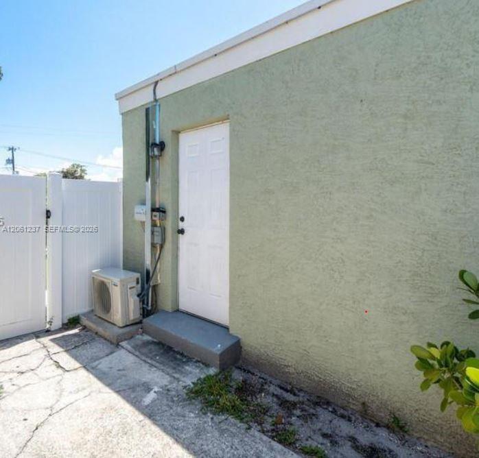 505 Malverne # C, Palm Beach FL 33405 photo 2