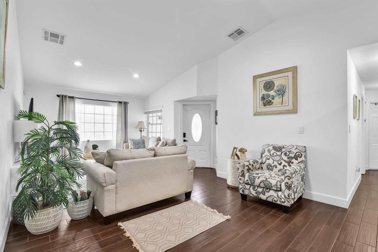 651 SW 176TH Avenue, Pembroke Pines FL 33029 photo 4