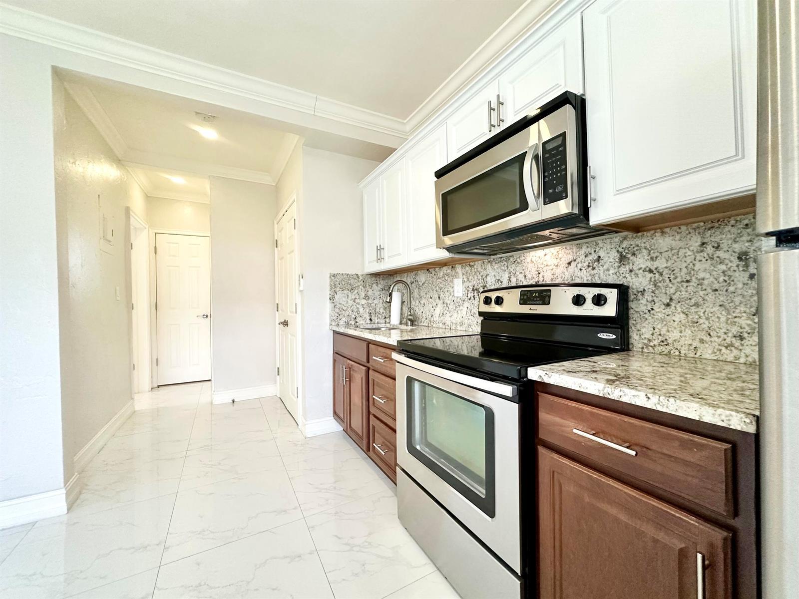 1041 NE 16th Avenue, Fort Lauderdale FL 33304 photo 4