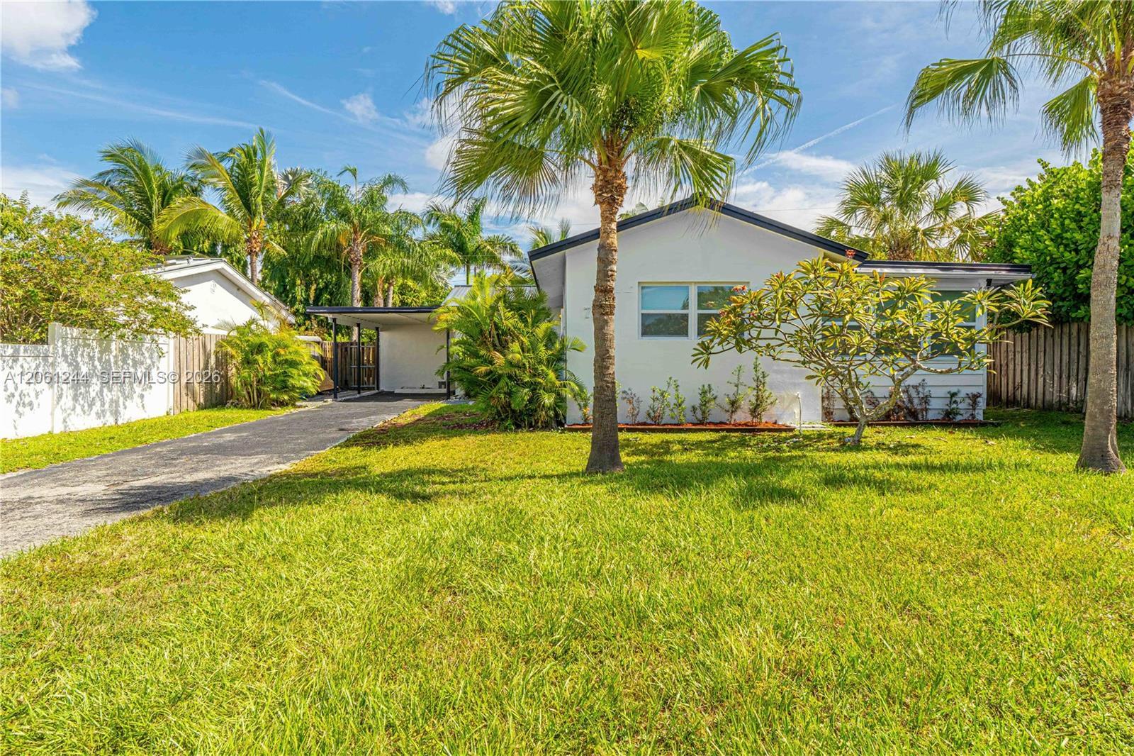 731 NE 16th St, Fort Lauderdale FL 33304 photo 2