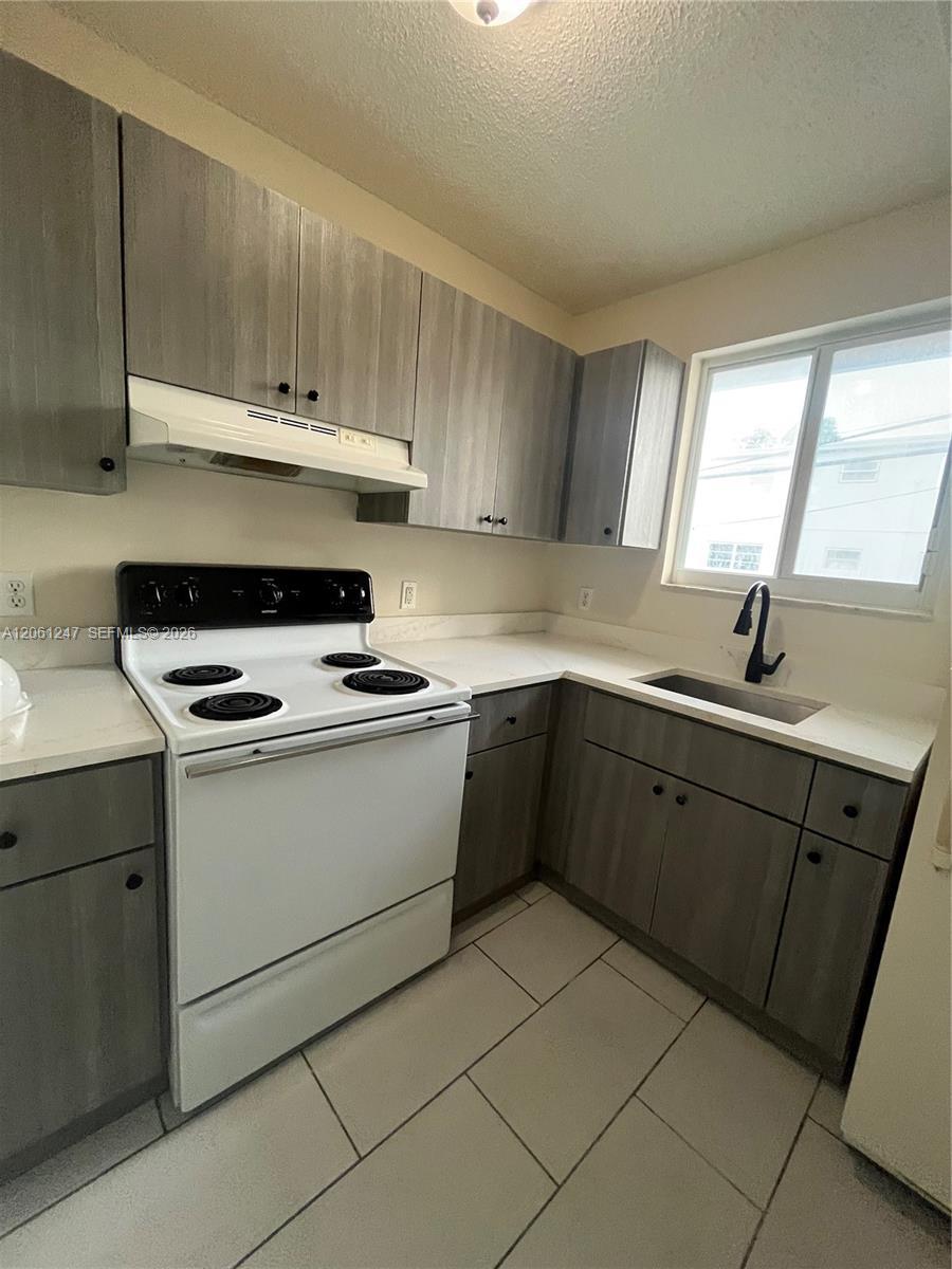 126 SW 21st Ave # 3, Miami FL 33135 photo 2