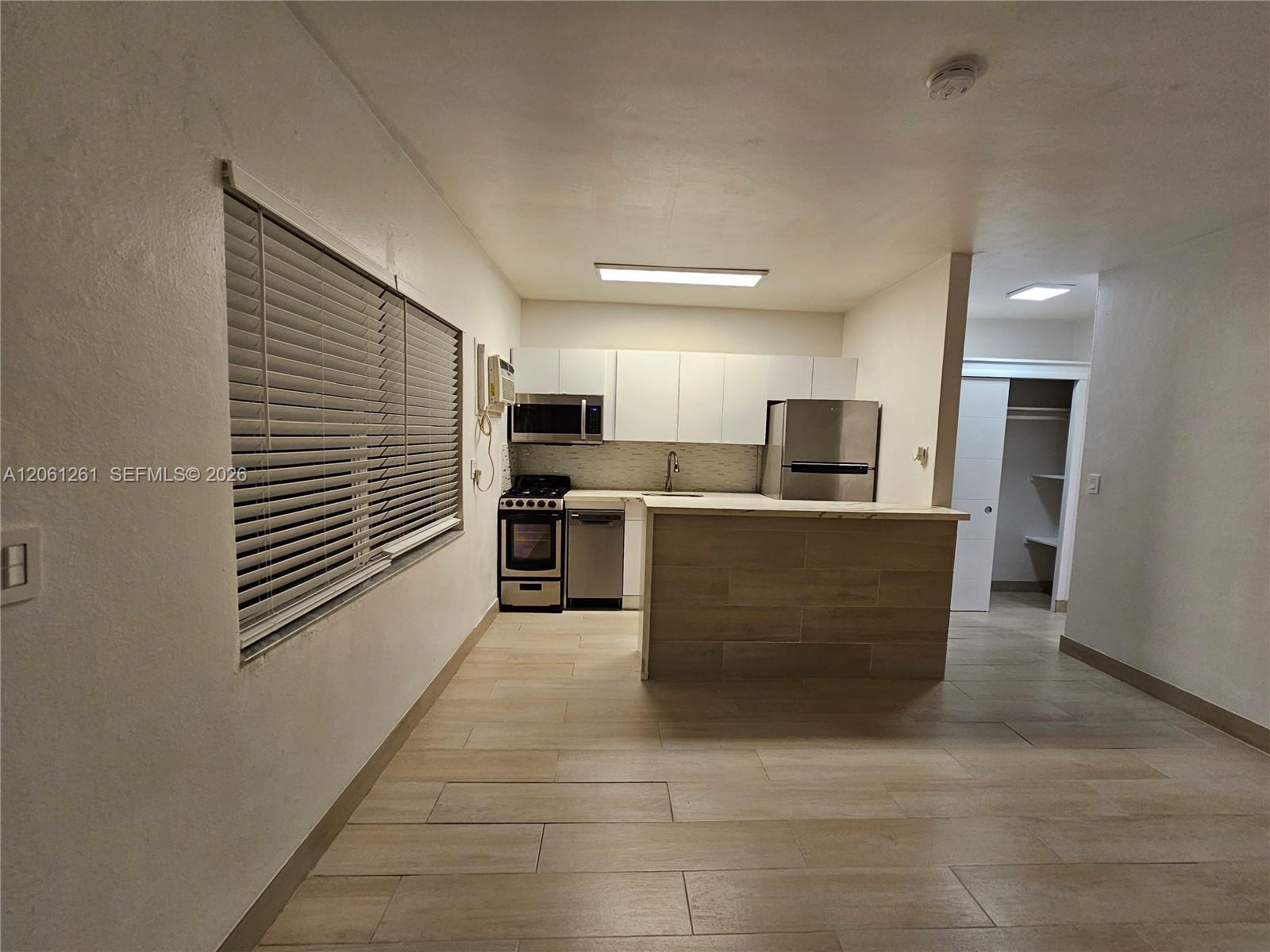 1723 Liberty St # 4, Hollywood FL 33020 photo 2