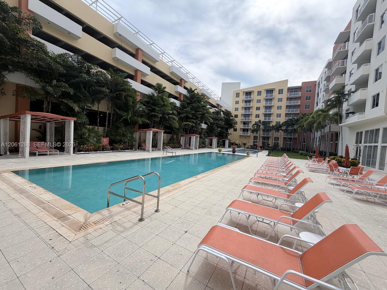 18800 NE 29th Ave # 323, Aventura FL 33180 photo 2