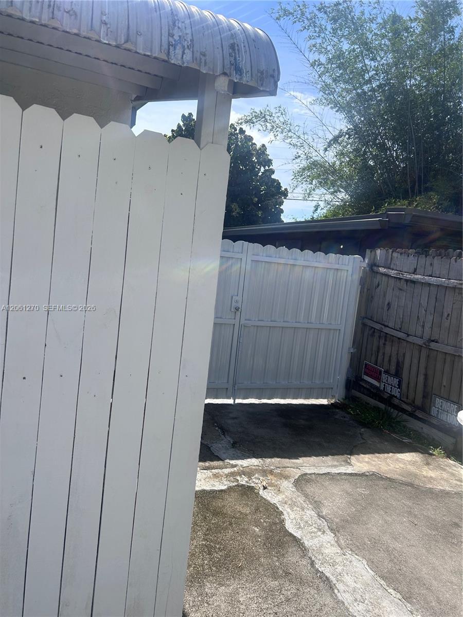 11108 Peachtree Dr # 0, Miami FL 33161 photo 3