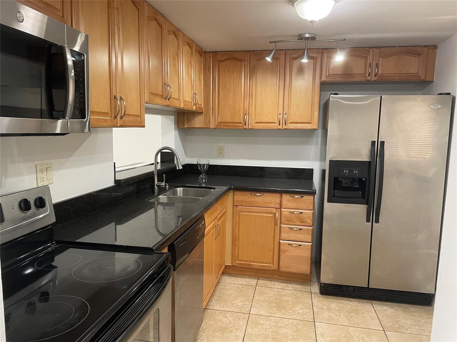 8065 SW 107TH Avenue # 108, Miami FL 33173 photo 5