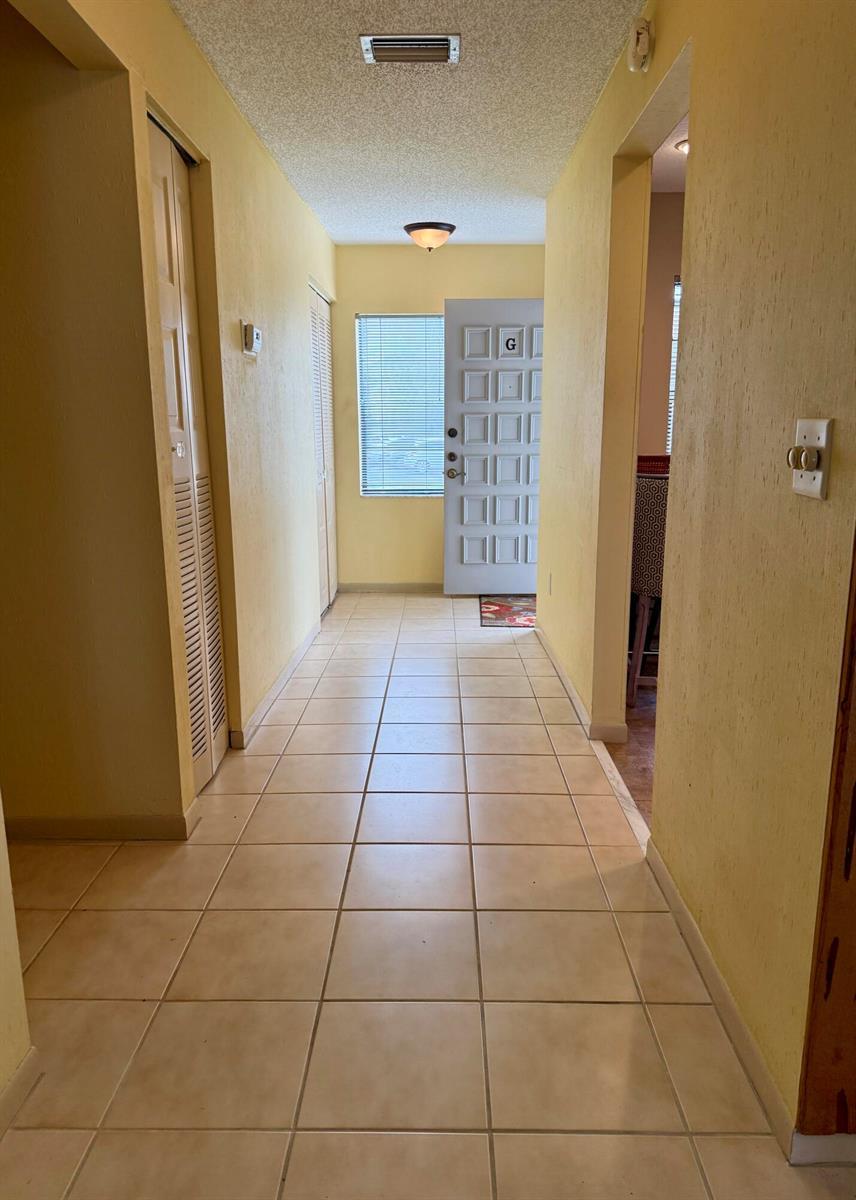 21338 Juego Circle # 11g, Boca Raton FL 33433 photo 2