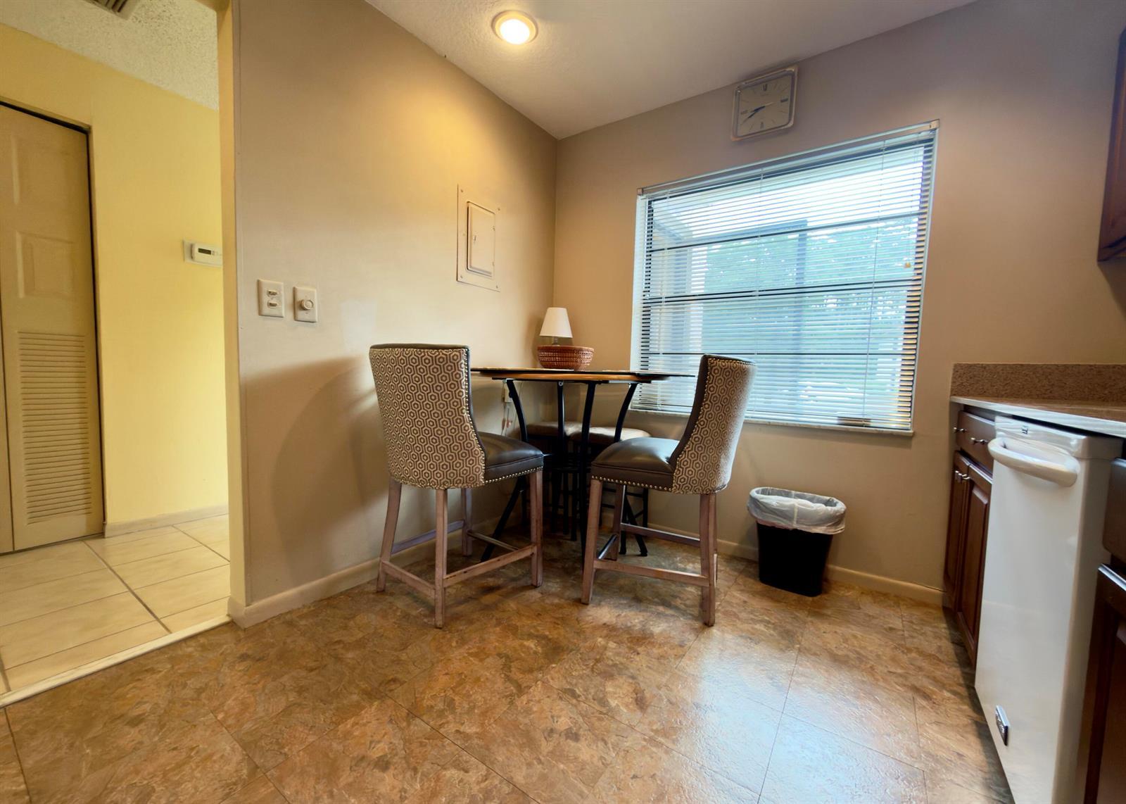 21338 Juego Circle # 11g, Boca Raton FL 33433 photo 5