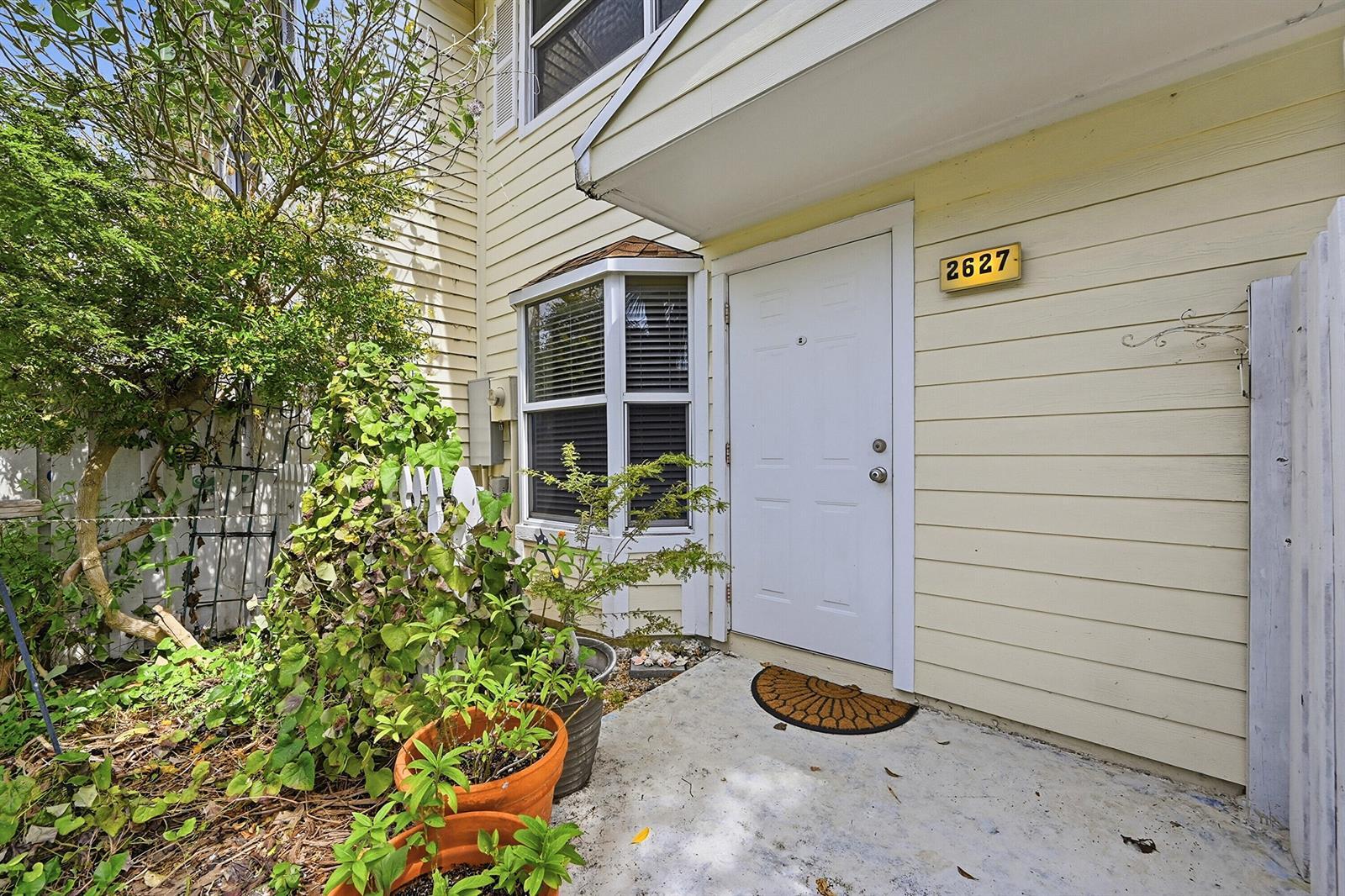 2627 NE 15th Street, Pompano Beach FL 33062 photo 2