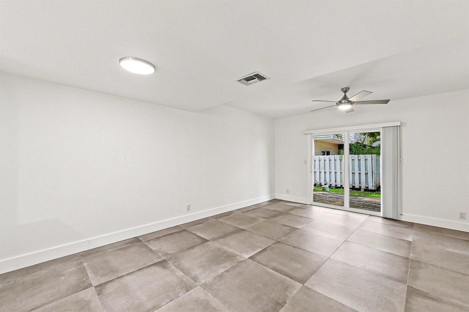 2627 NE 15th Street, Pompano Beach FL 33062 photo 4