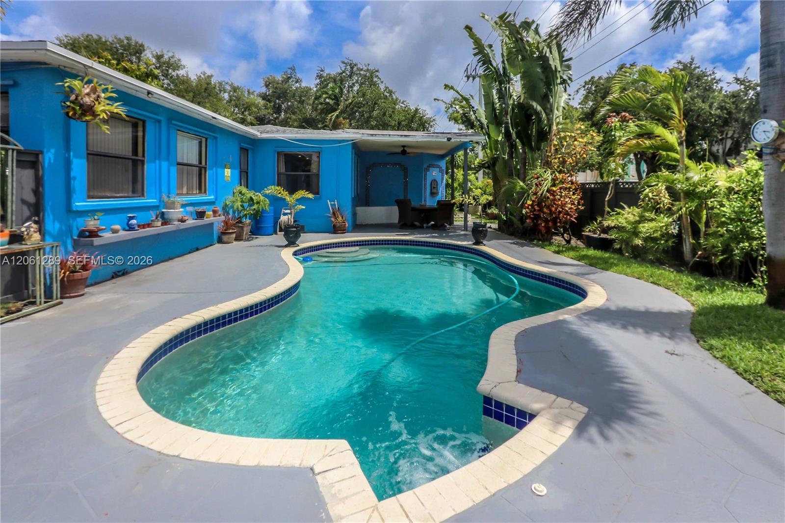 706 S 19th Ave, Hollywood FL 33020 photo 2
