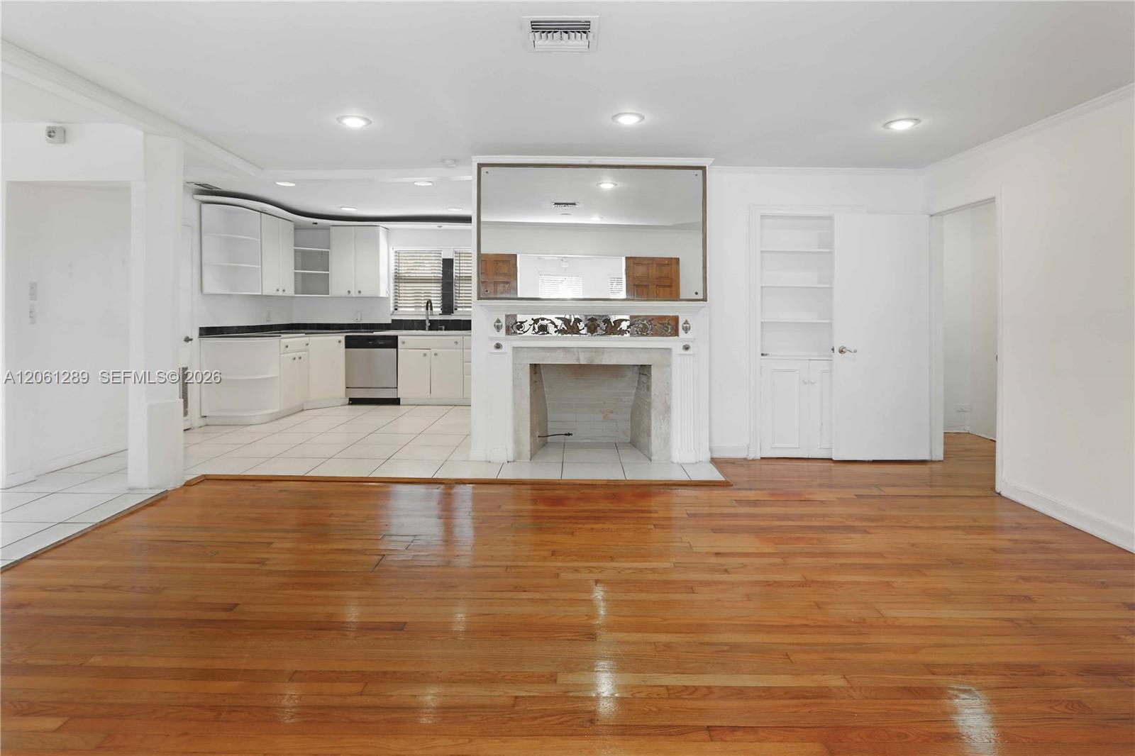 706 S 19th Ave, Hollywood FL 33020 photo 4