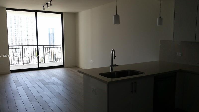 999 SW 1st Ave # 2510, Miami FL 33130