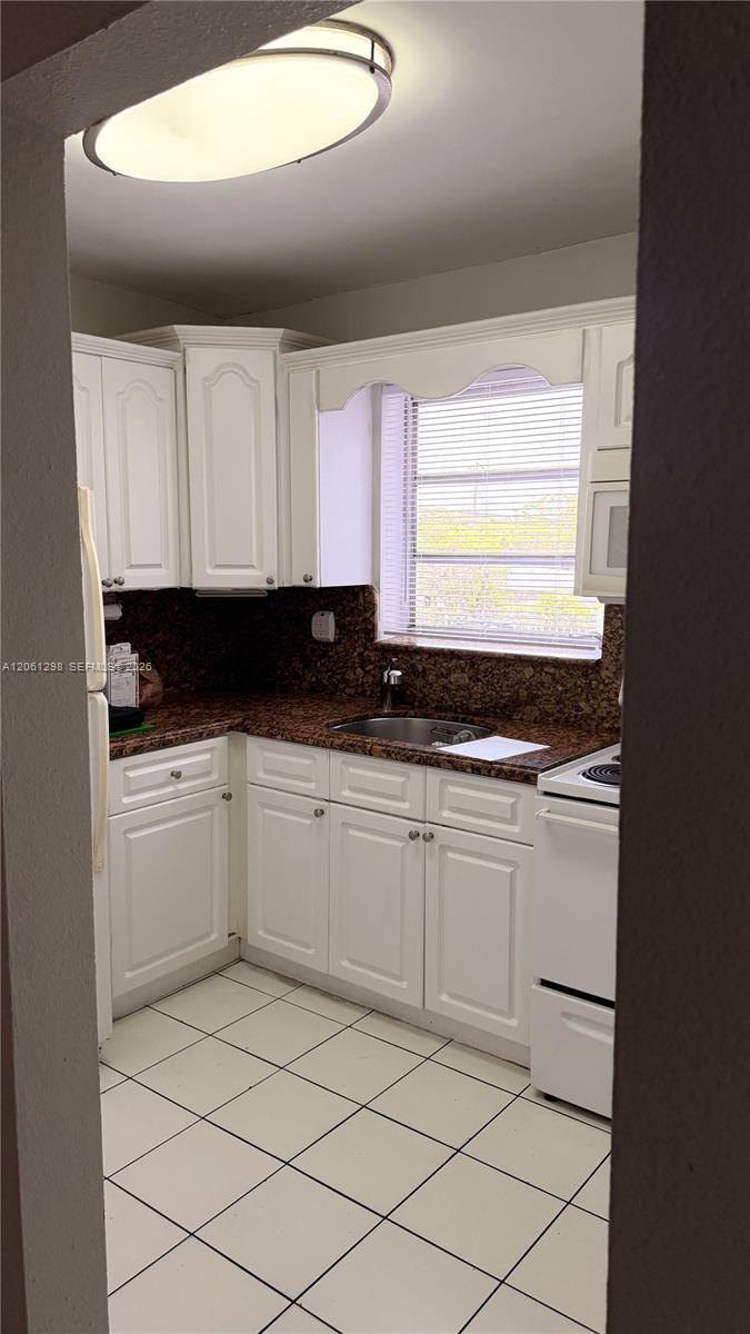 5100 W Flagler St # 204, Miami FL 33134 photo 5