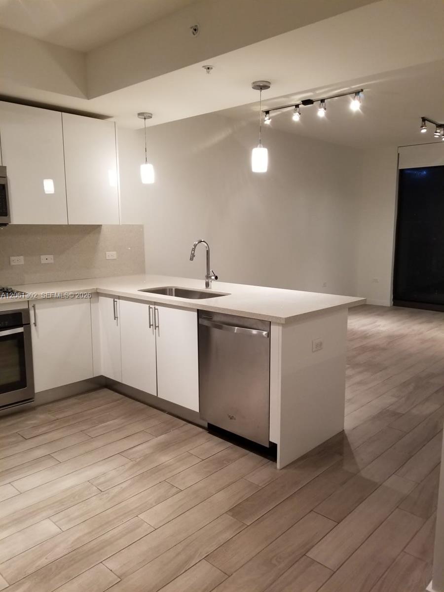 999 SW 1st Ave # 3308, Miami FL 33130