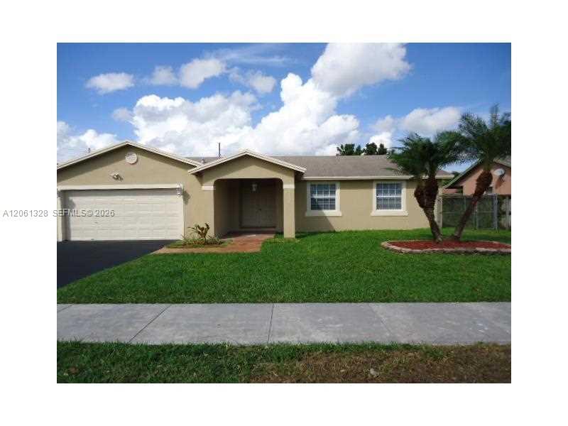 13621 SW 281st Ter, Homestead FL 33033 photo 2