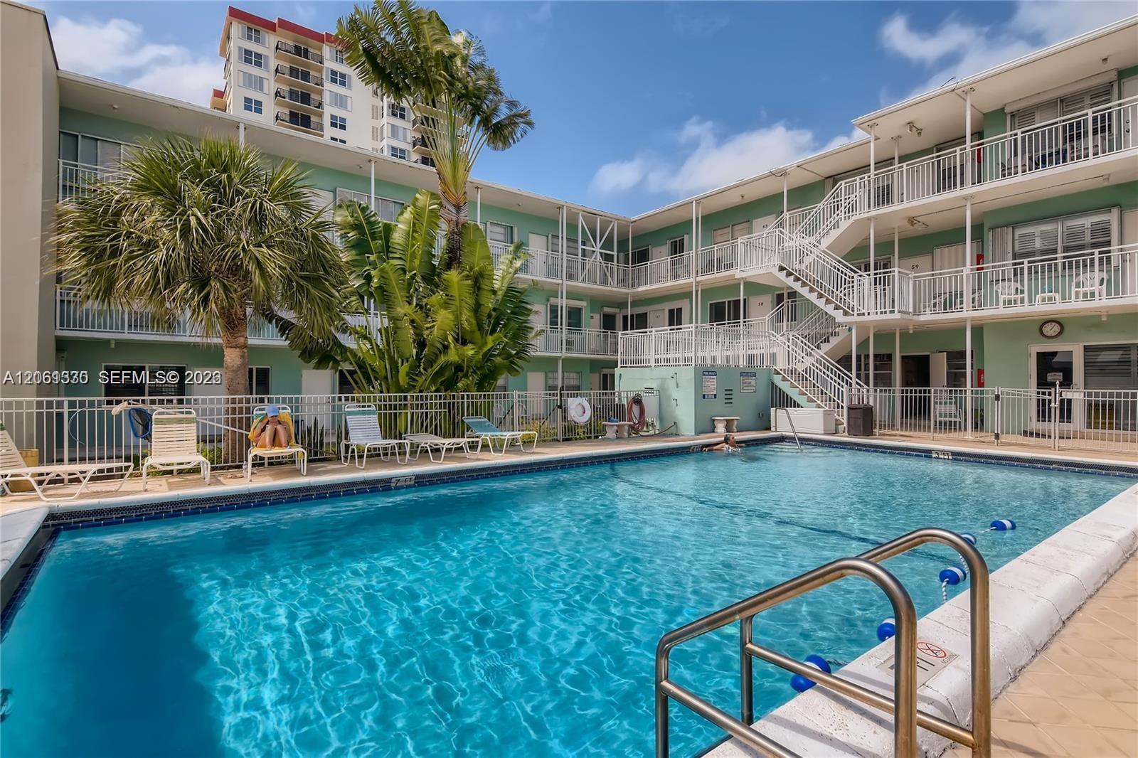 1504 S Surf Rd # 65, Hollywood FL 33019