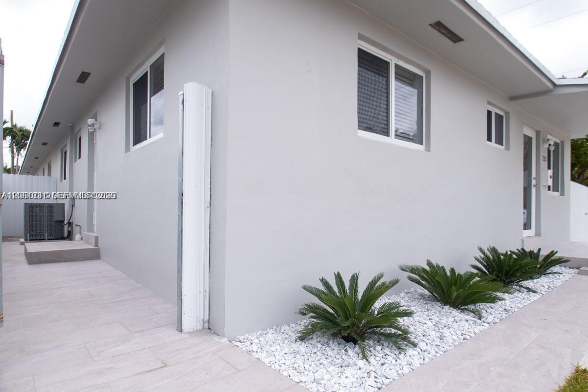 233-B NW 53rd Ave # 1, Miami FL 33126 photo 3