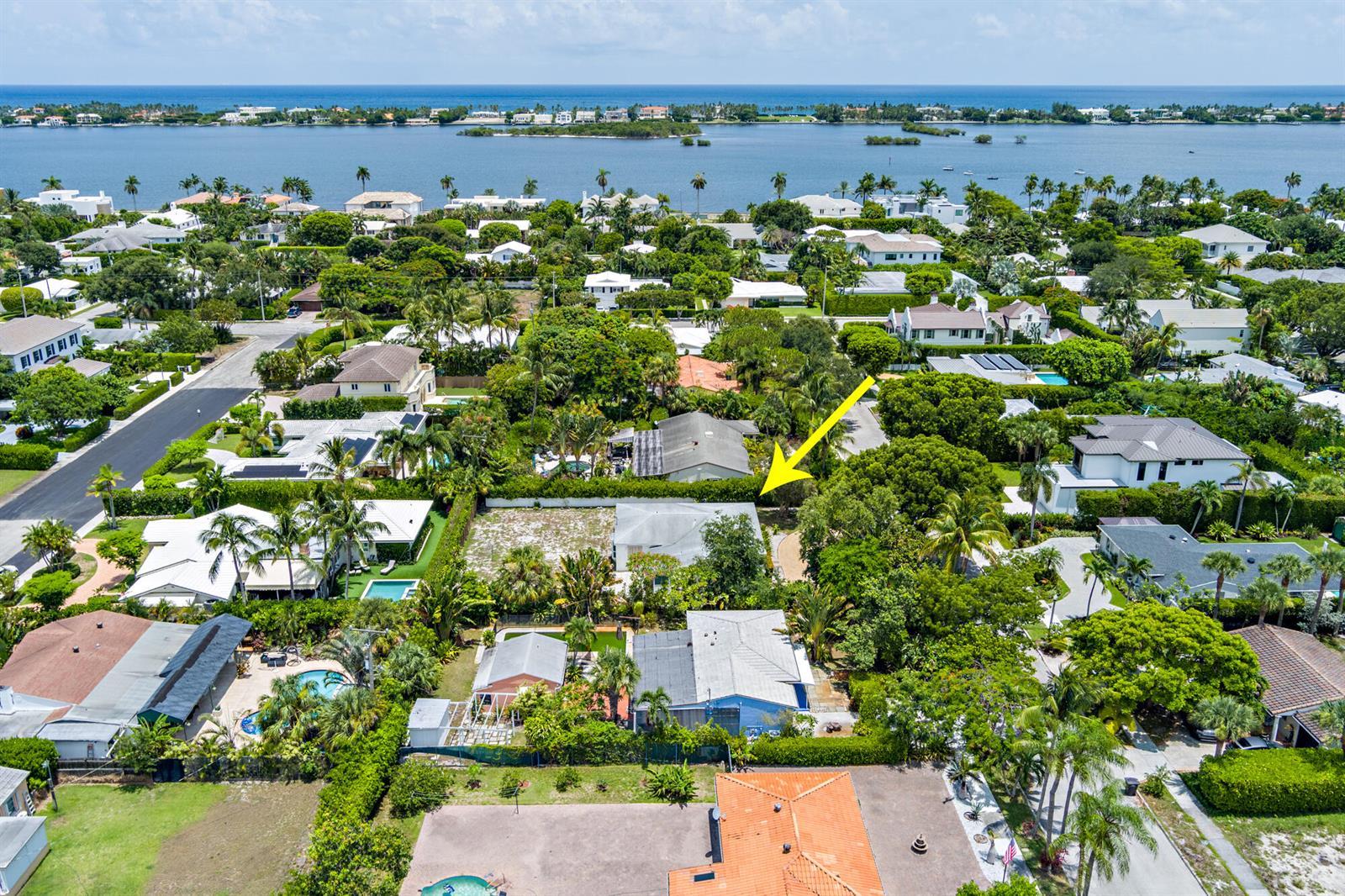 223 Ashworth Street, West Palm Beach FL 33405
