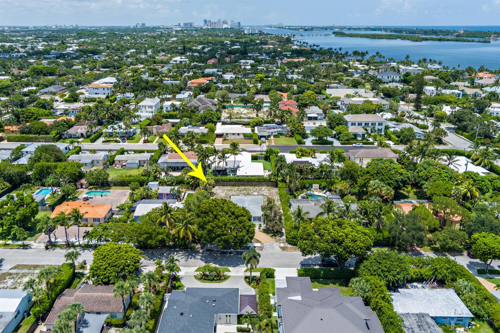 223 Ashworth Street, West Palm Beach FL 33405 photo 5