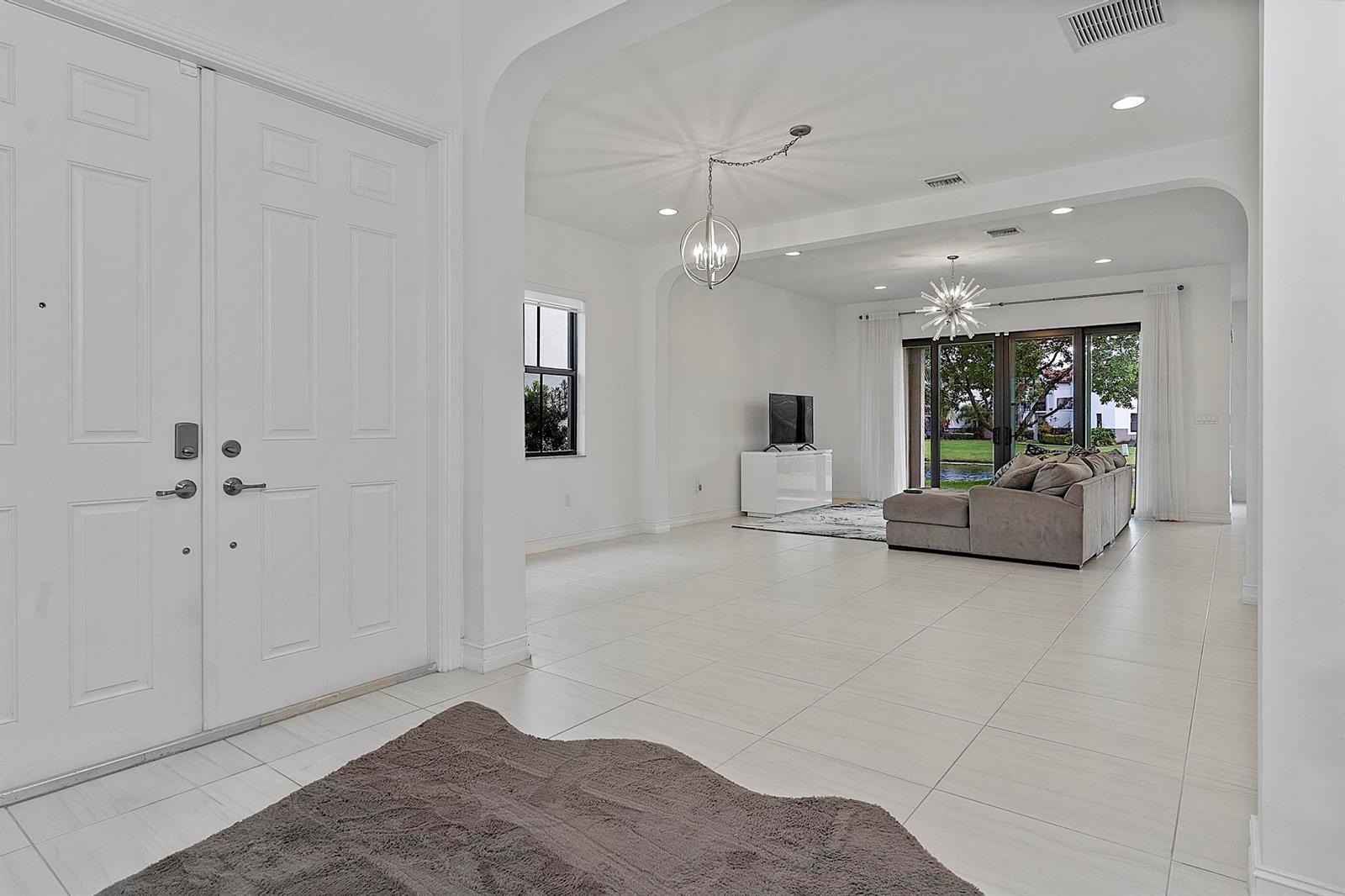 11824 SW 13th Court, Pembroke Pines FL 33025 photo 5