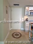 185 SW 7th St # 1514, Miami FL 33130 photo 4