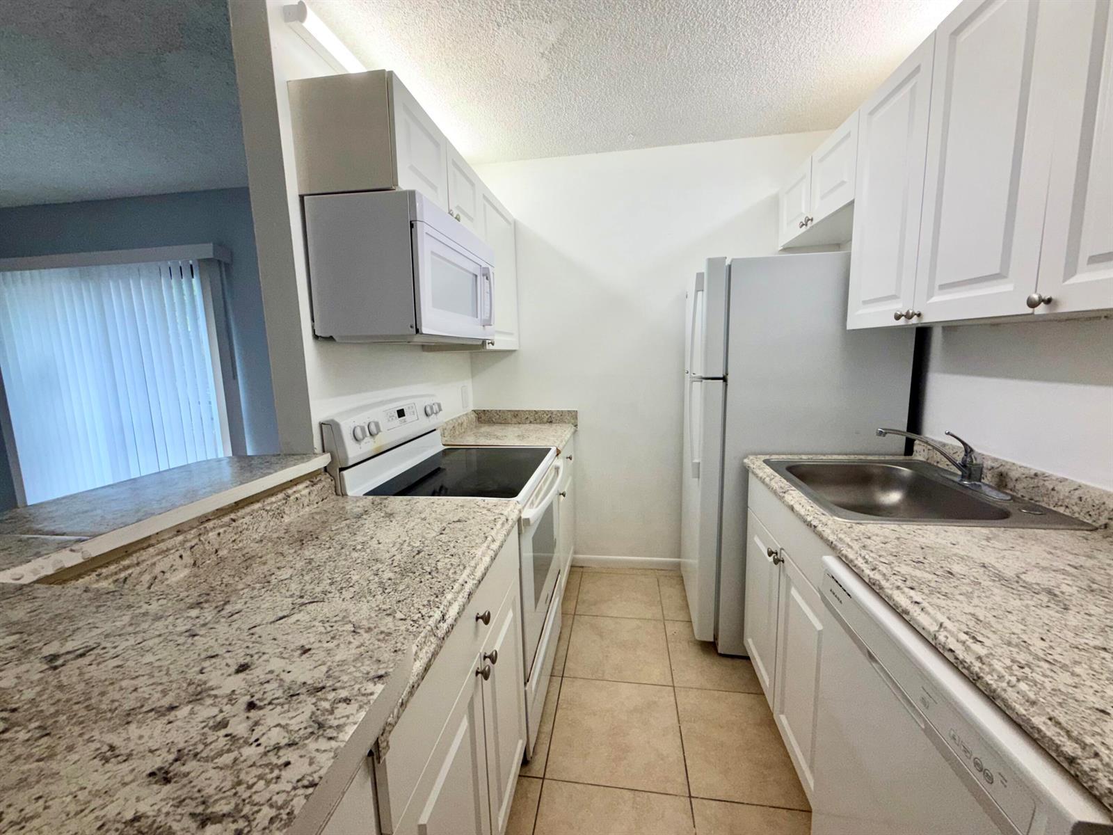 30 CROSSINGS Circle # A, Boynton Beach FL 33435