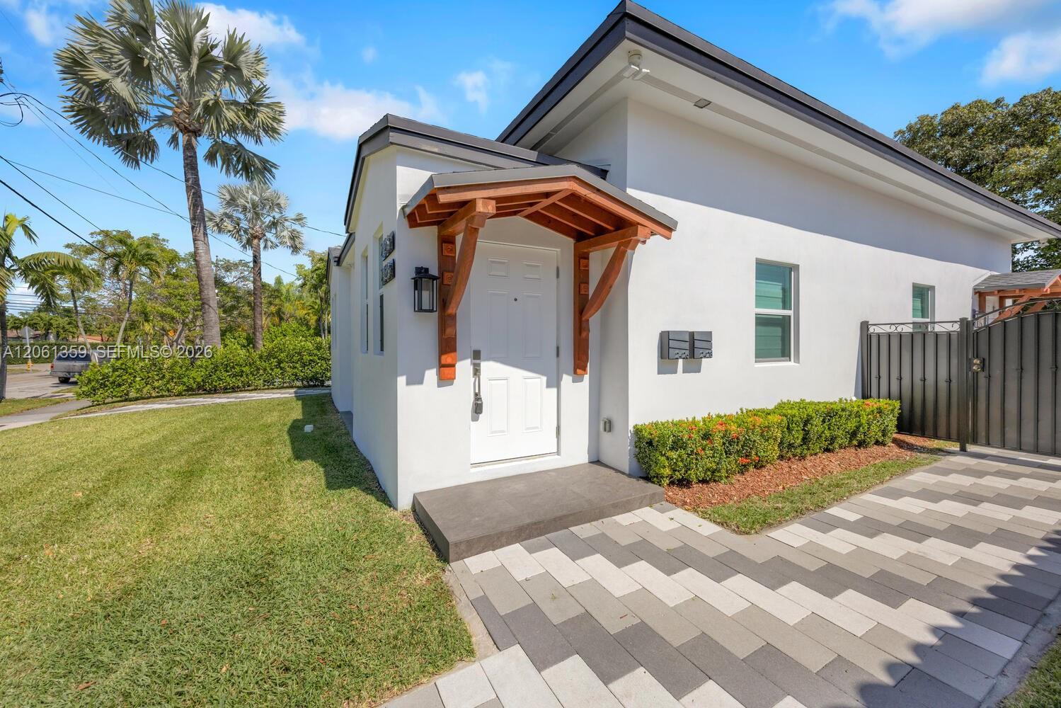 2426 SW 25th St # 2426, Miami FL 33133 photo 3