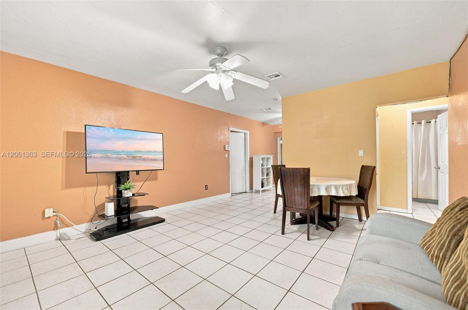 2439 Mayo St, Hollywood FL 33020 photo 4