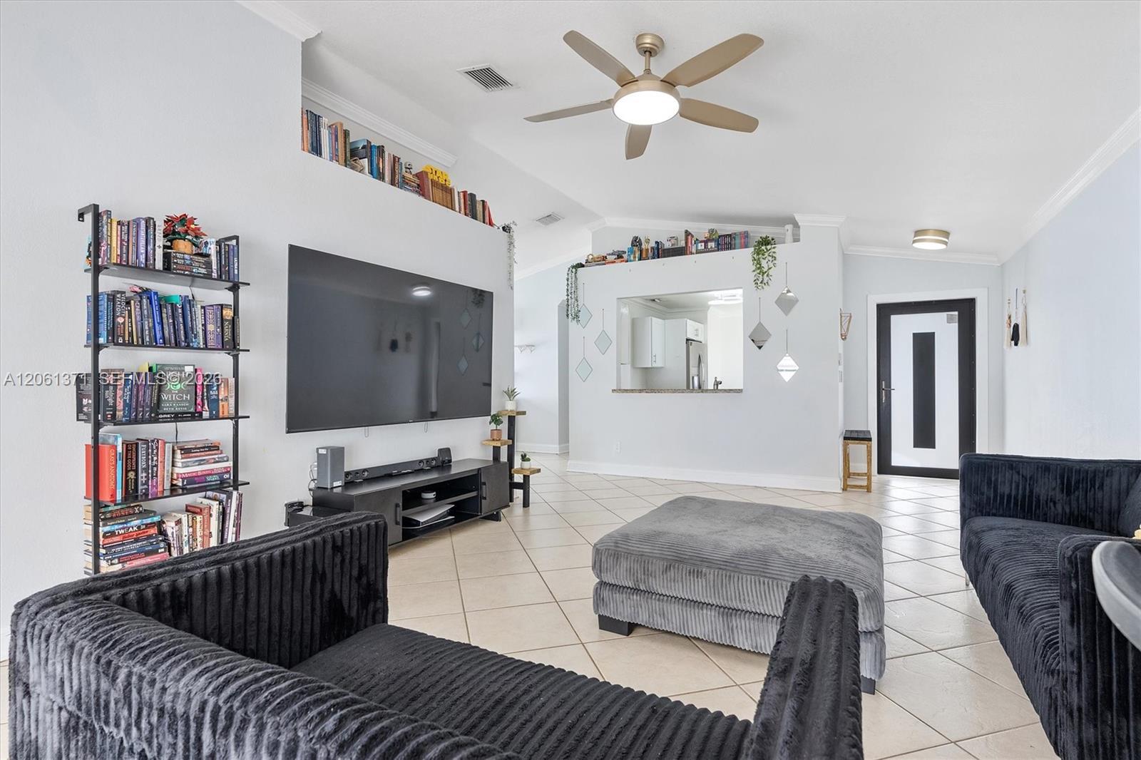 2956 SW 179th Ave, Miramar FL 33029 photo 4