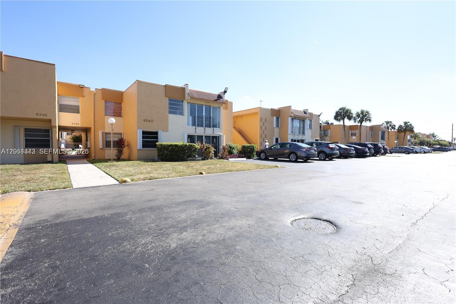 9340 W Flagler St # 104B, Miami FL 33174