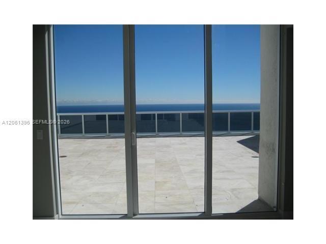 1850 S Ocean Dr, Hallandale Beach FL 33009 photo 3