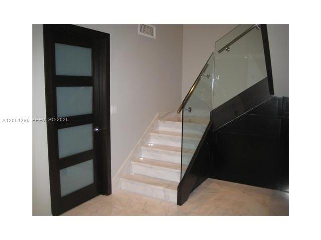1850 S Ocean Dr, Hallandale Beach FL 33009 photo 4