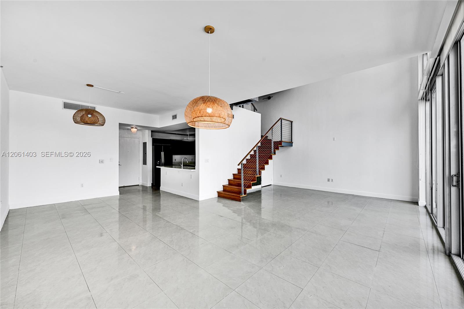 90 SW 3rd St # 17, Miami FL 33130 photo 4