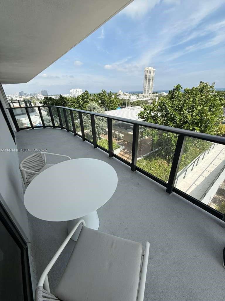 580 72nd St # 602, Miami Beach FL 33141 photo 5