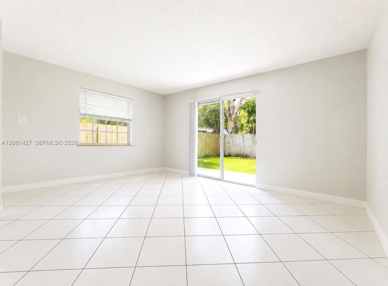 731 SW 14th Ave # 4, Fort Lauderdale FL 33312 photo 2