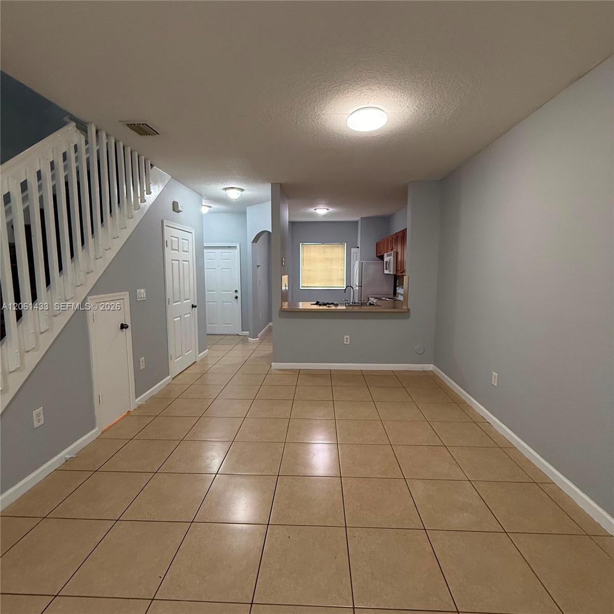 8811 S ISLES CR # 8811, Tamarac FL 33321 photo 3