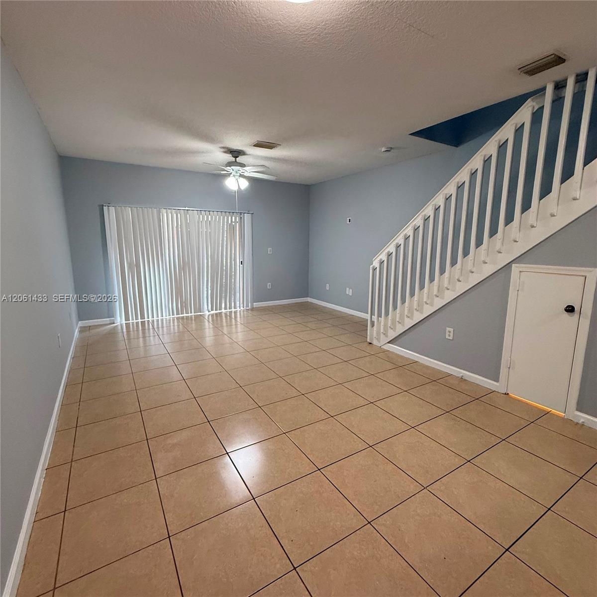 8811 S ISLES CR # 8811, Tamarac FL 33321 photo 4