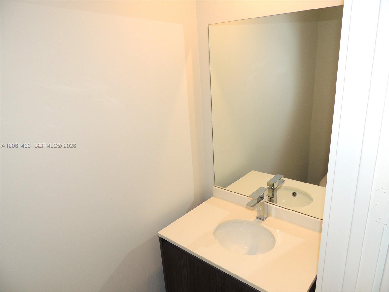 488 NE 18th St # 3104, Miami FL 33132 photo 5