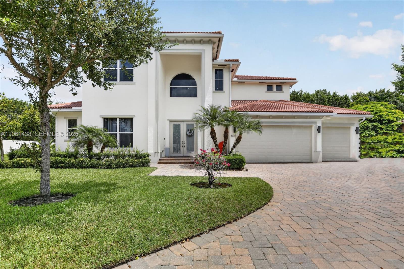 7631 Cavalia Dr, Davie FL 33328