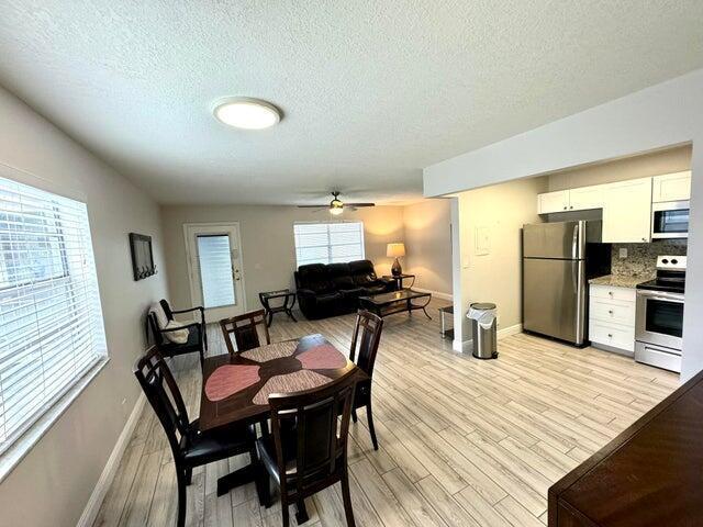 127 FLANDERS C # C, Delray Beach FL 33484 photo 3